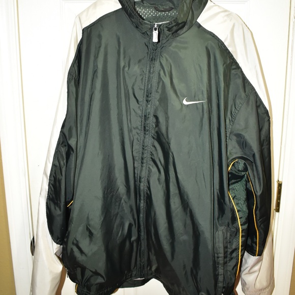 nike sweatsuit olive green